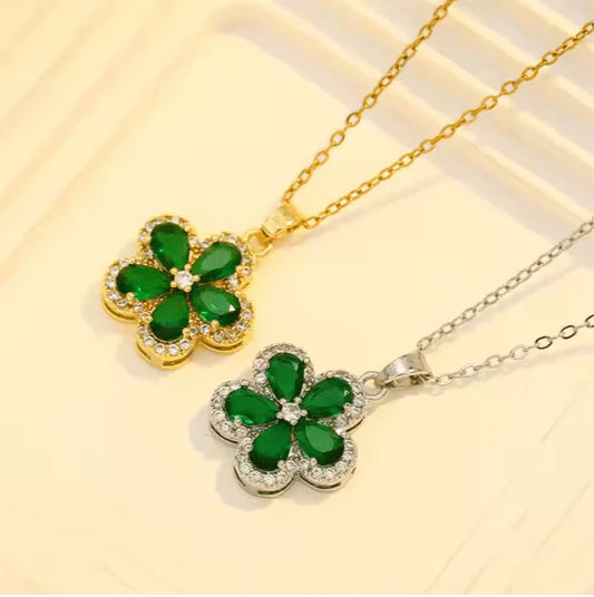 Emerald Zircon Flower Pendant Set – Green Stone Necklace & Earrings | Elegant Floral Jewelry Set for Women