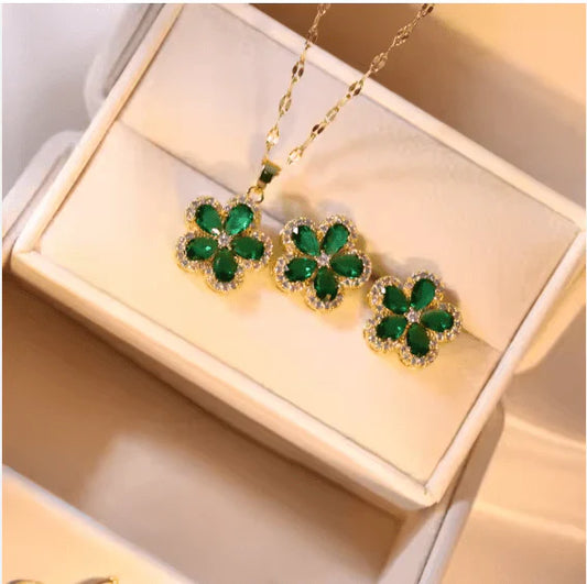 Emerald Zircon Flower Pendant Set – Green Stone Necklace & Earrings | Elegant Floral Jewelry Set for Women